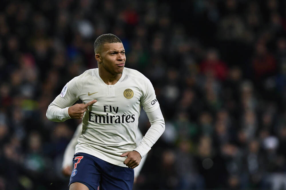 孔帕尼封神之战？14连胜破米兰神迹，拜仁已无人可挡